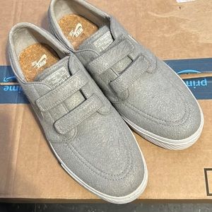 Nike sb janoski size 11 dad shoes never worn by me EUC